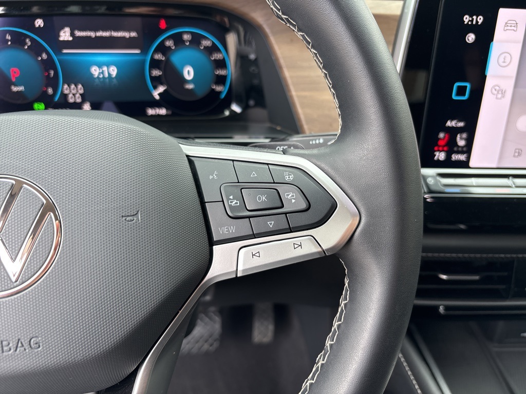 2024 Volkswagen Atlas SE Technology photo 11