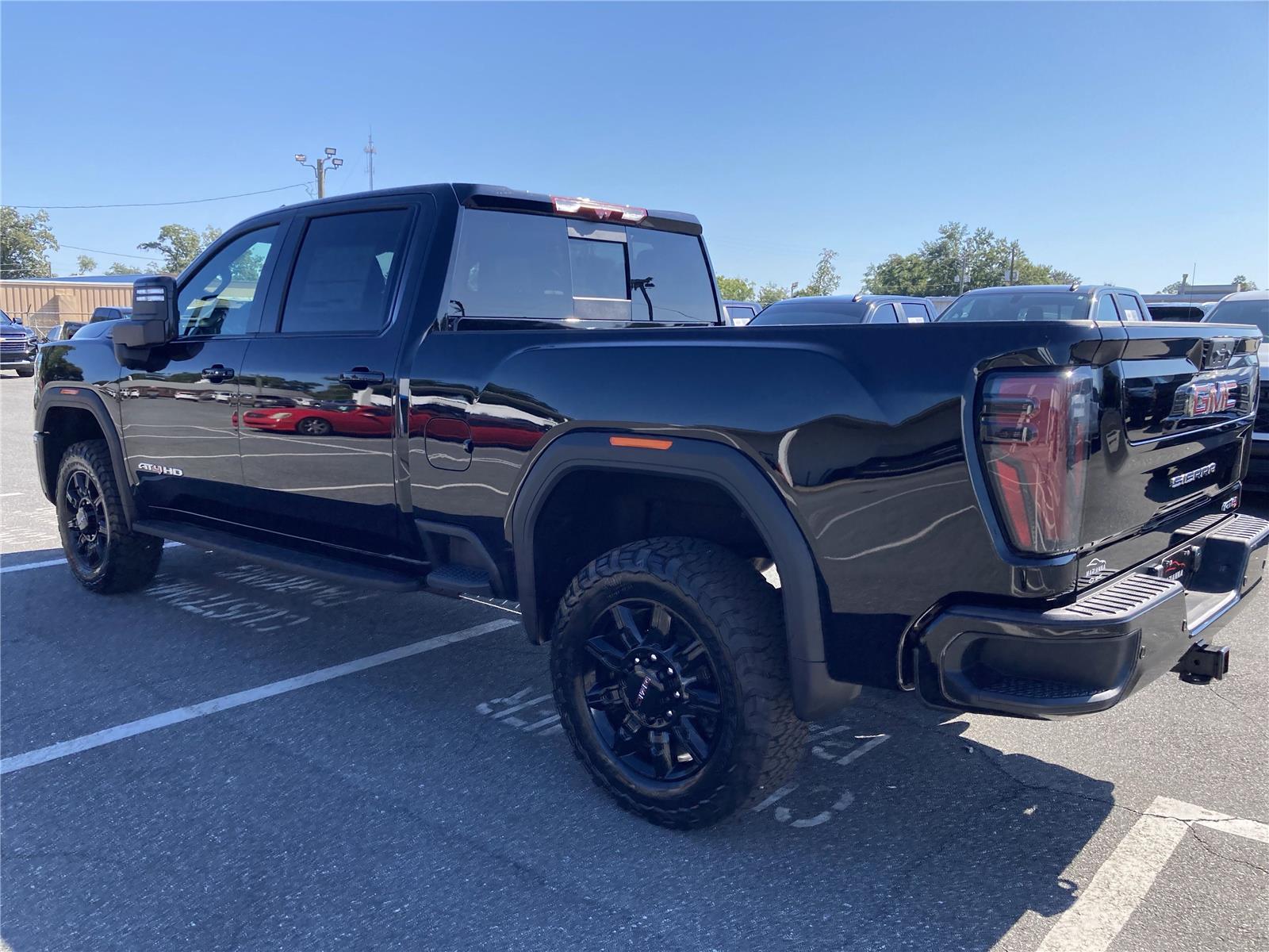 2026 Gmc Sierra 2500 HD AT4 photo 6