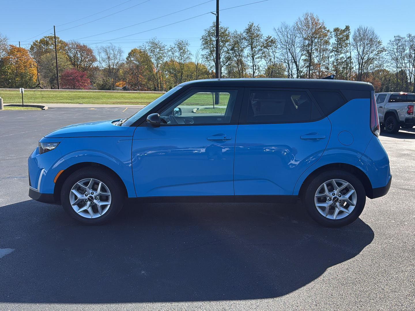 2024 Kia Soul S photo 3
