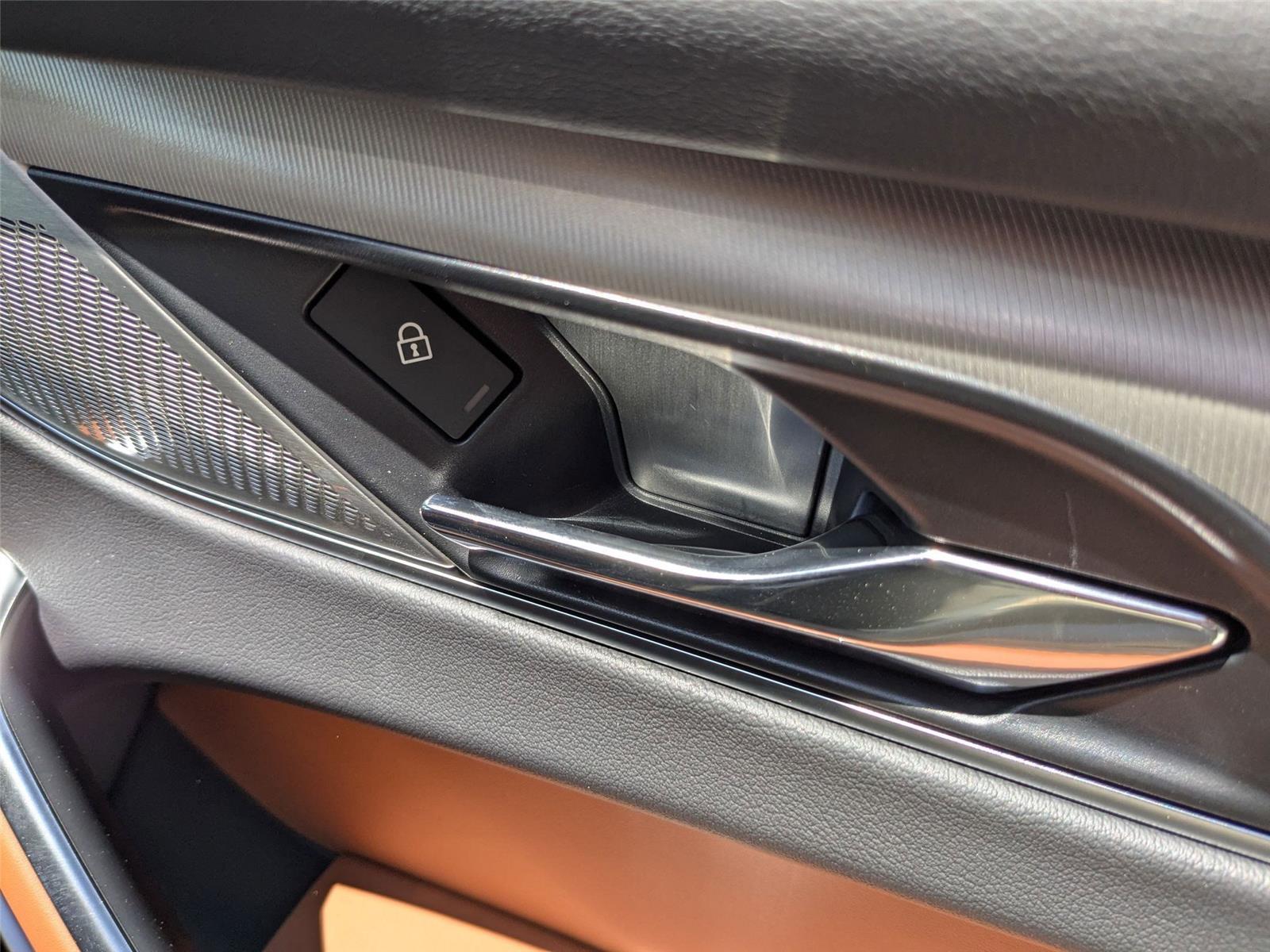 2026 Jaguar F-PACE P250 R-Dynamic S photo 27