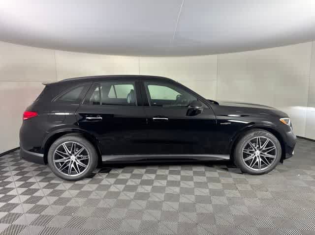 2025 Mercedes Benz GLC AMG 63 S E PERFORMANCE photo 2