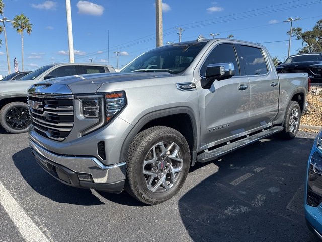 2024 GMC Sierra 1500 SLT's photo