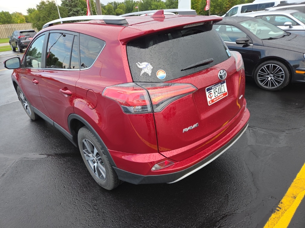 2018 Toyota RAV4 Adventure XLE photo 4