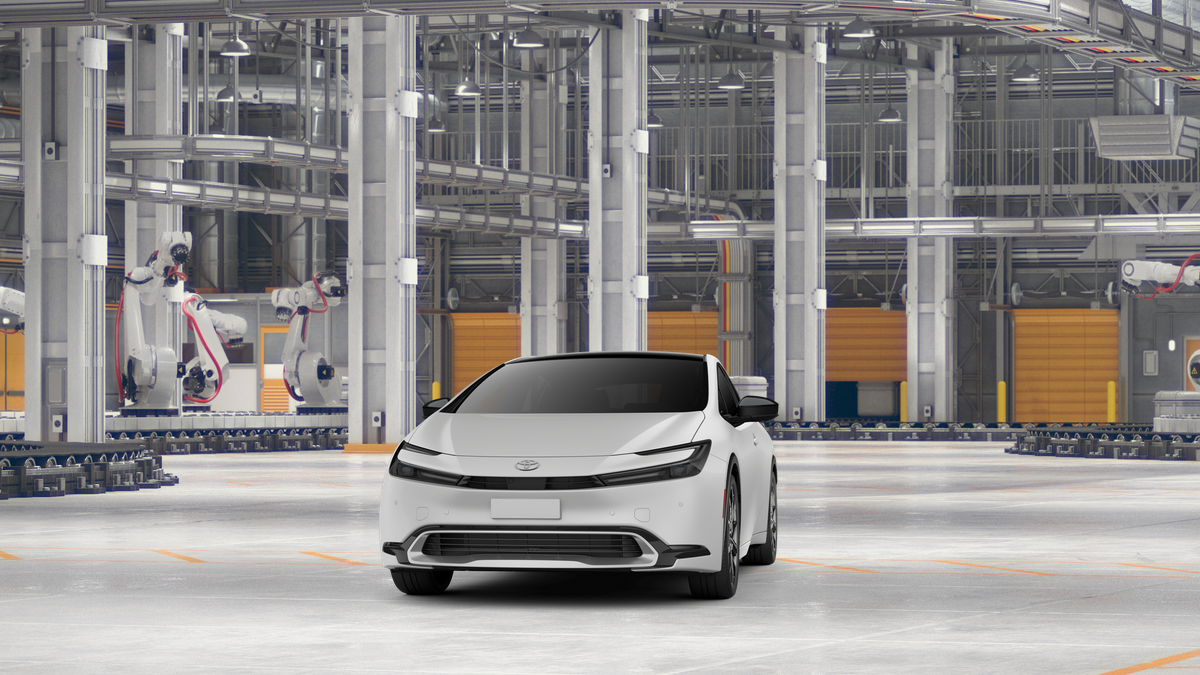 2026 Toyota Prius Plug-in Hybrid XSE Premium photo 18