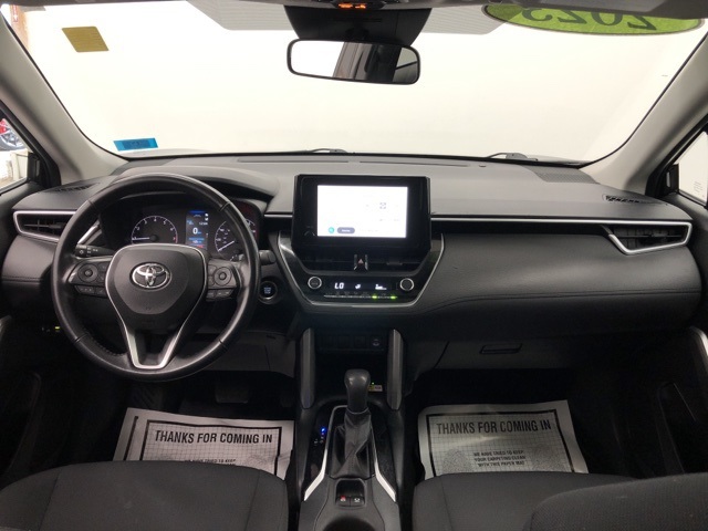 2023 Toyota Corolla Cross LE photo 13