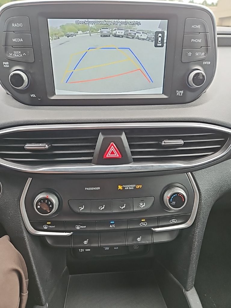 2020 Hyundai Santa Fe SEL photo 11