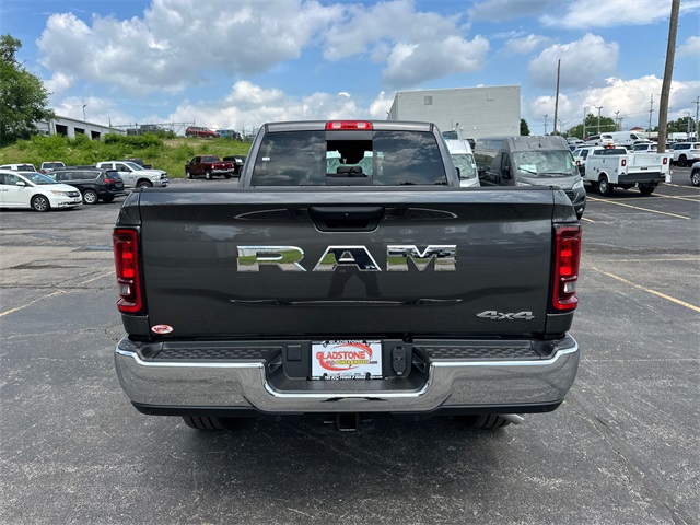 2025 Ram 2500 Tradesman photo 6