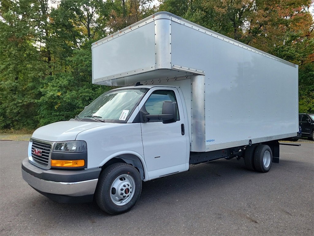 2024 Gmc Savana Cutaway 3500 photo 2