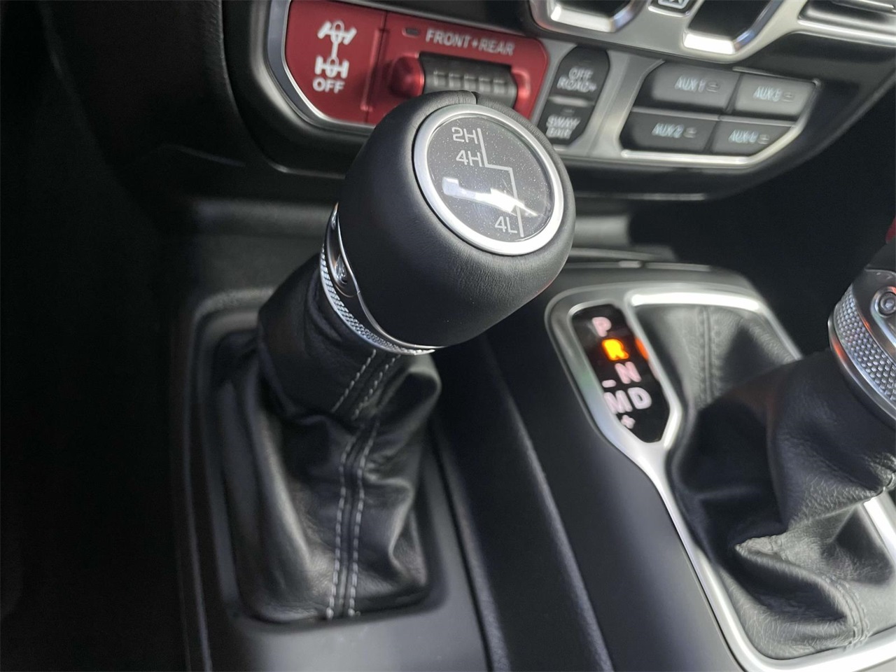 2025 Jeep Wrangler Rubicon photo 20