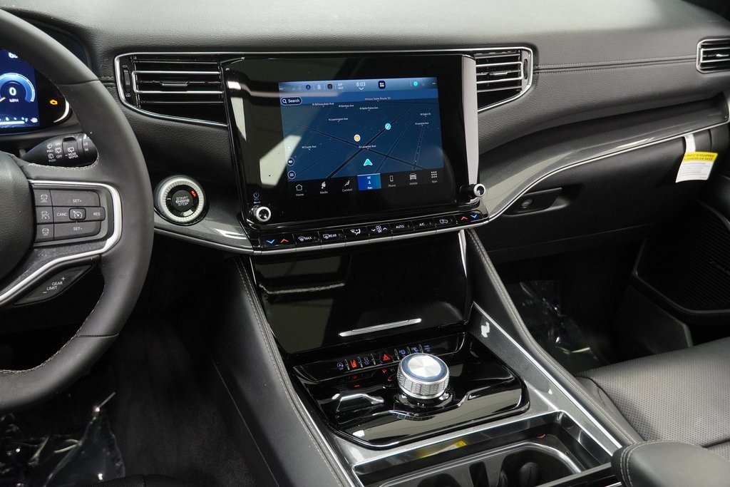 2023 Jeep Wagoneer Base photo 19