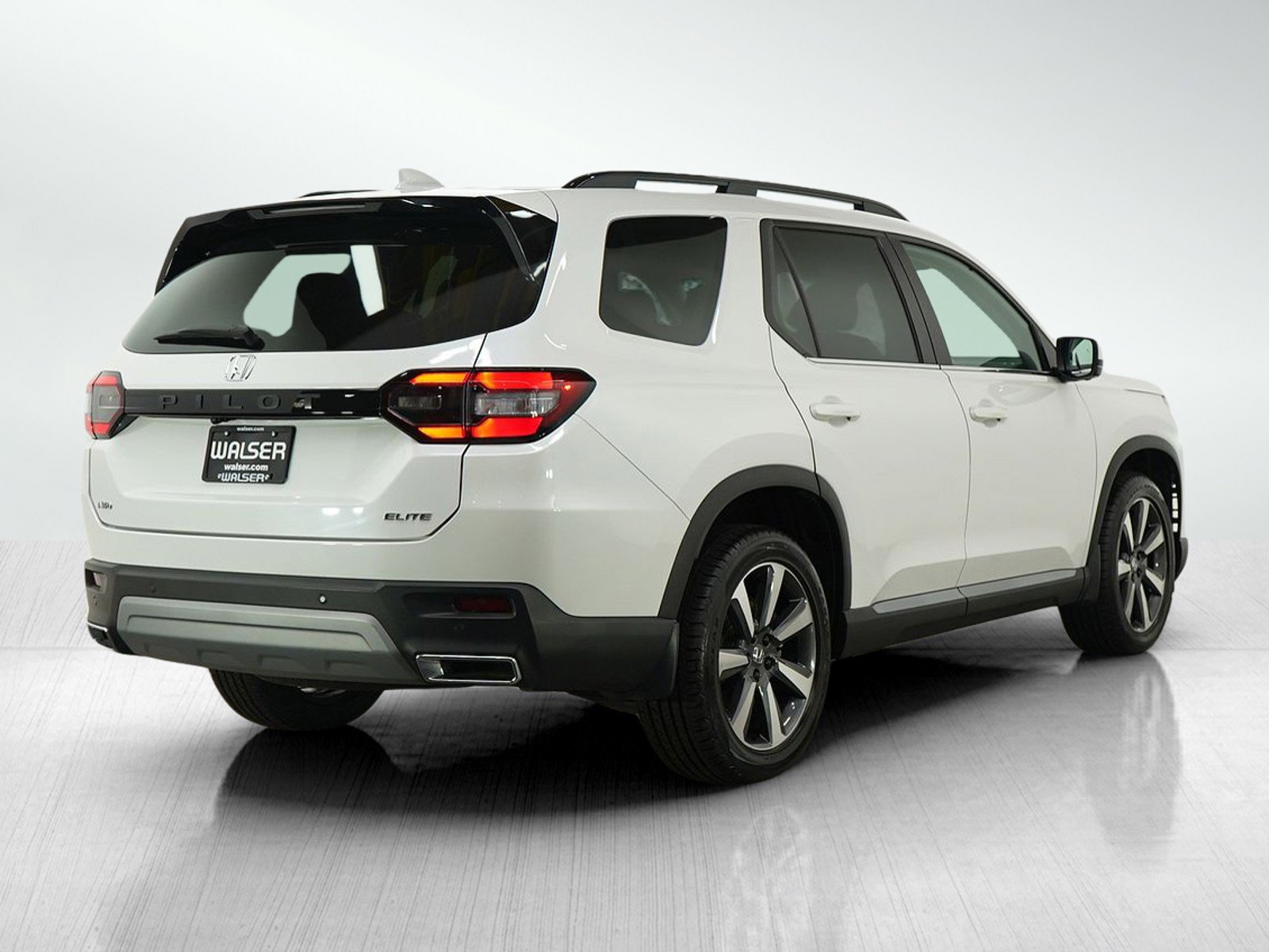 2024 Honda Pilot Elite photo 4