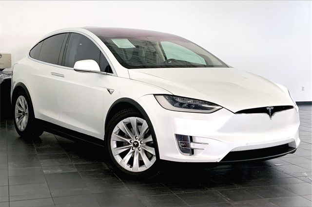 Used 2016 Tesla Model X 75D with VIN 5YJXCBE21GF030034 for sale in Honolulu, HI