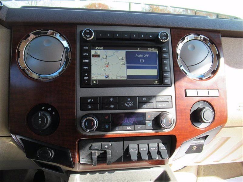 2012 Ford F-250 photo 8