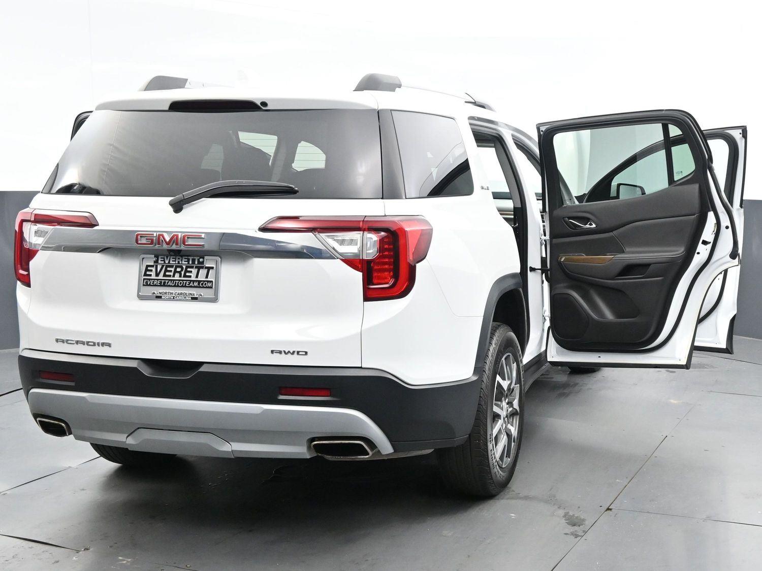2023 Gmc Acadia SLE photo 39