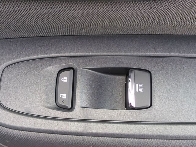 2025 Subaru Forester Premium Base photo 32