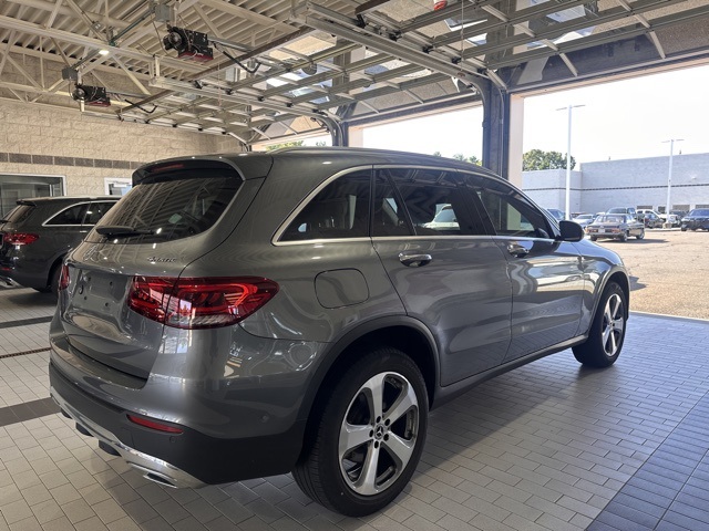 2022 Mercedes Benz GLC 300 4MATIC photo 3