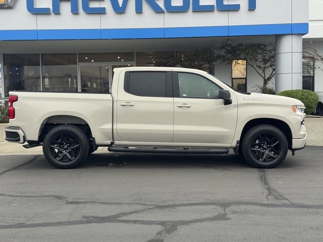 2026 Chevrolet Silverado RST photo 4