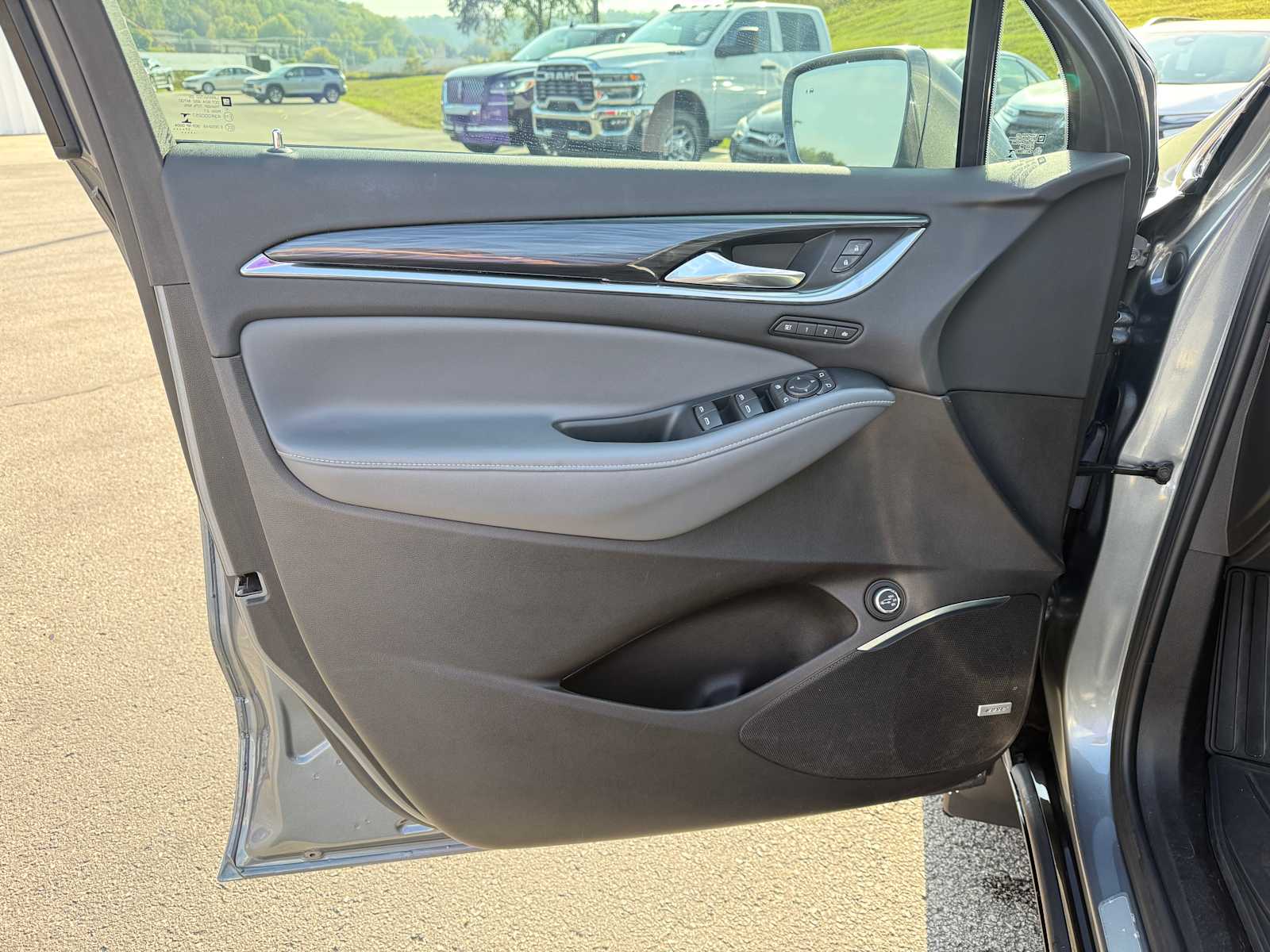 2018 Buick Enclave Premium photo 14