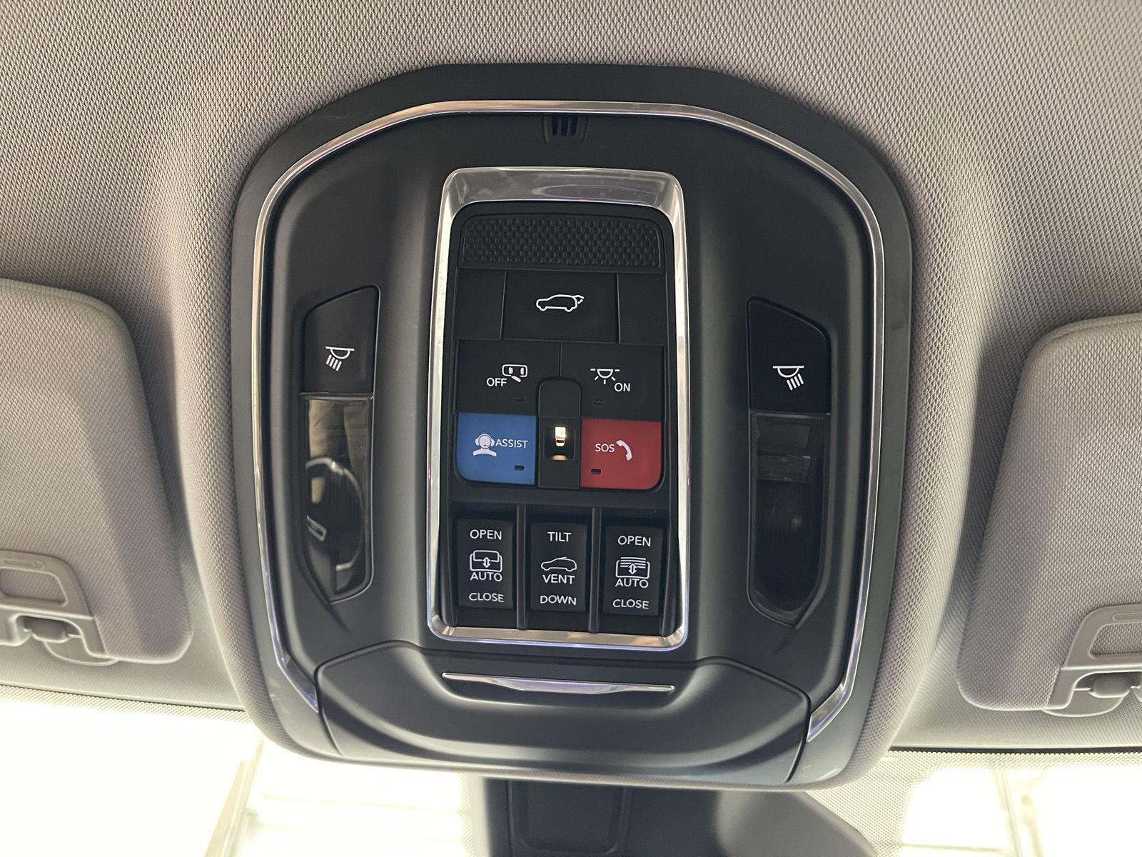 2022 Jeep Grand Cherokee Limited photo 25