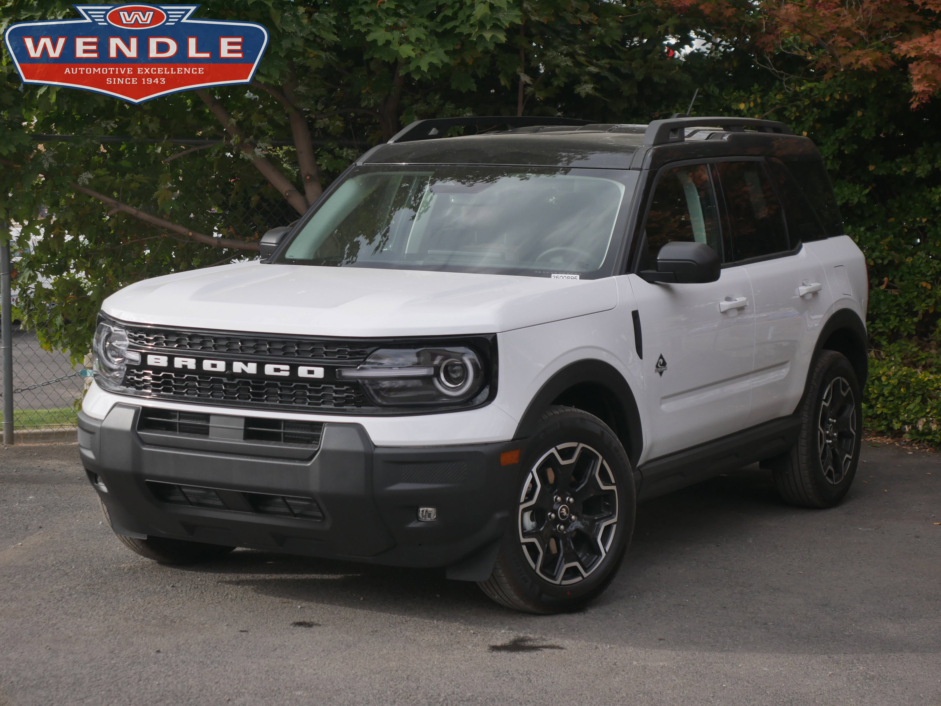 2025 Ford Bronco Sport Outer Banks's photo