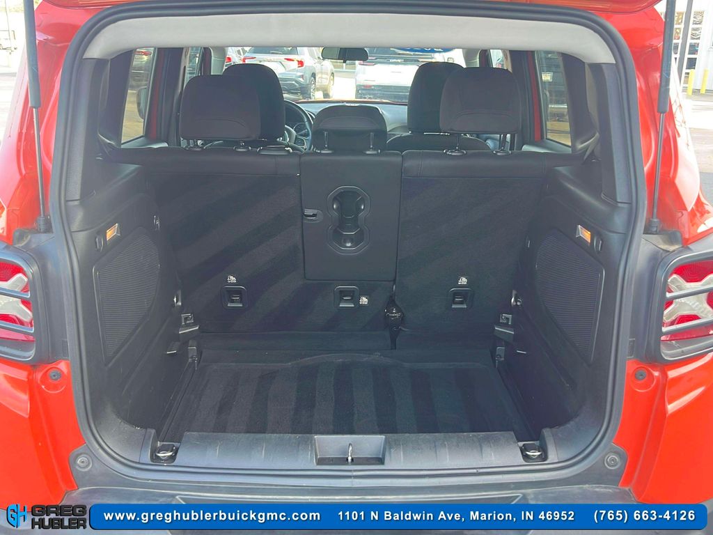2015 Jeep Renegade Latitude photo 10