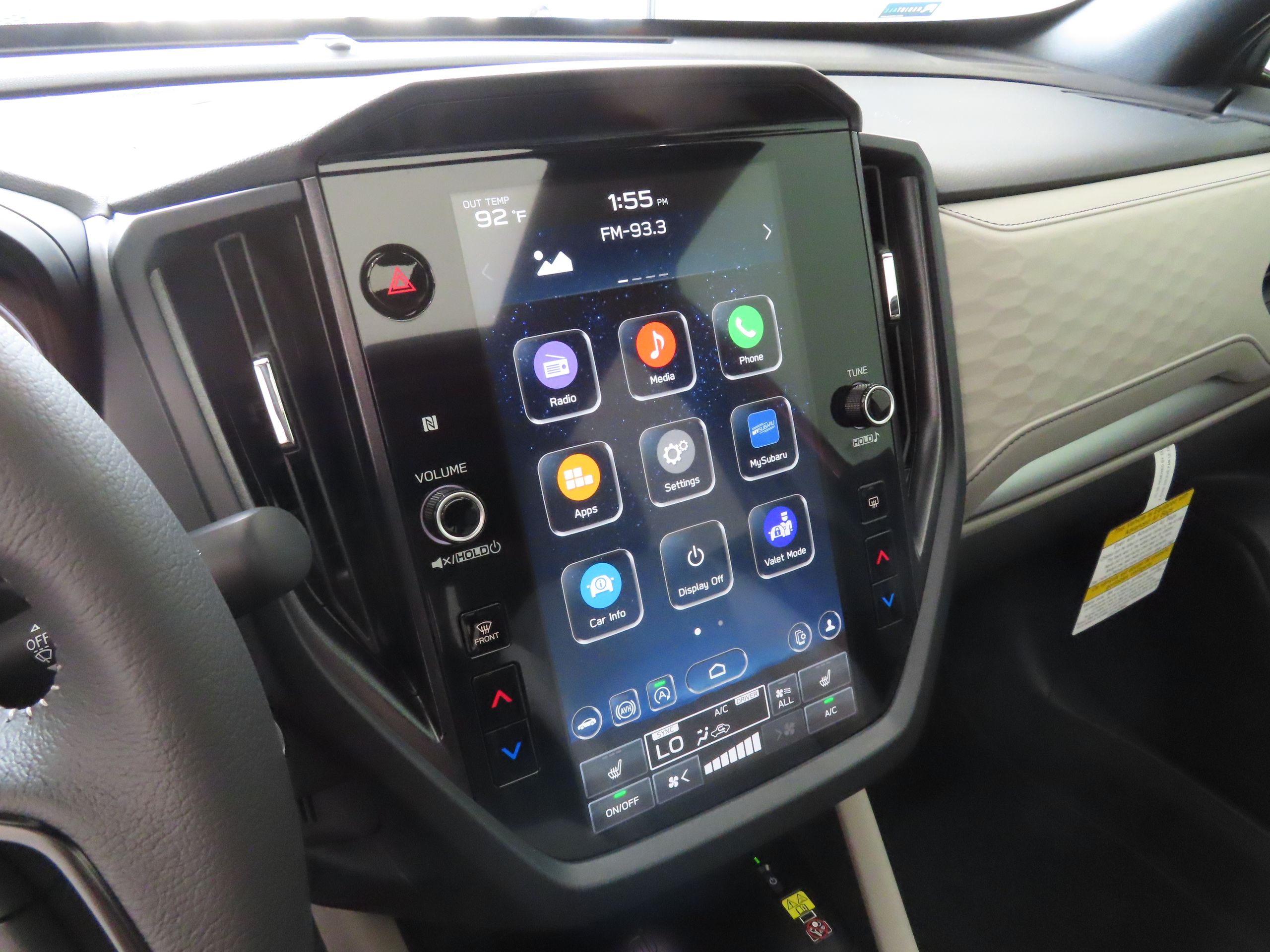 2025 Subaru Forester Premium Base photo 15