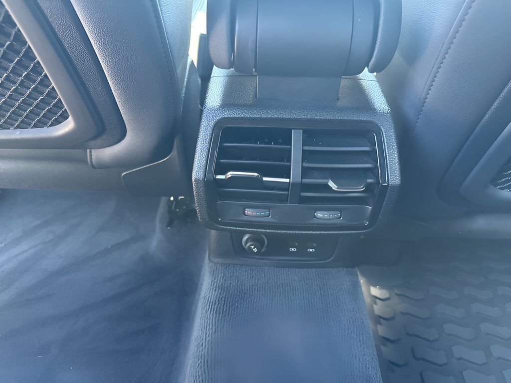 2022 Audi Q3 S line Premium 45 TFSI photo 20