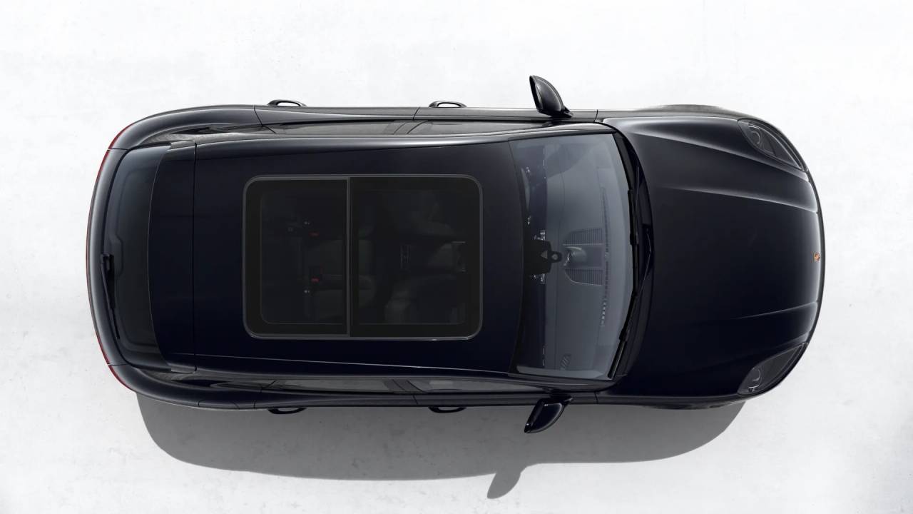 2026 Porsche Macan T photo 3