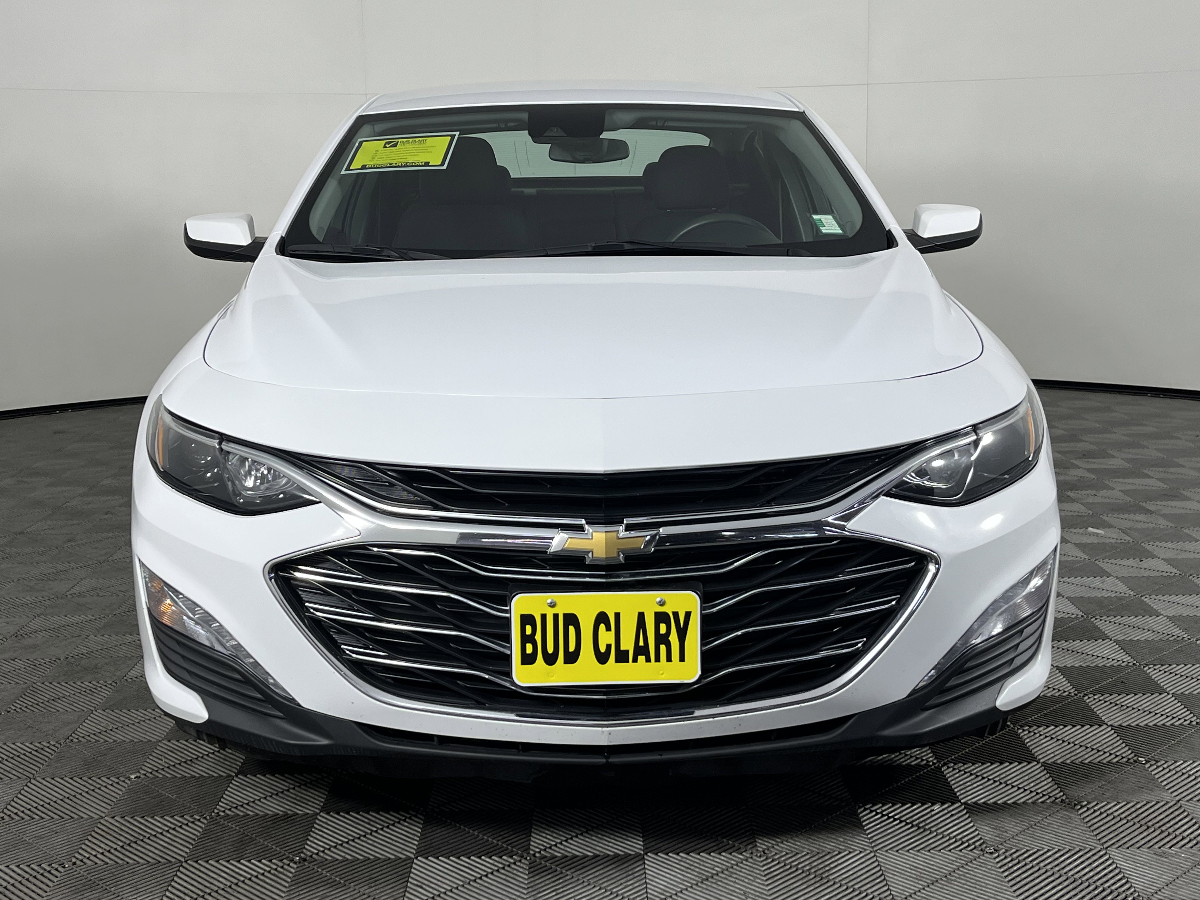 Used 2023 Chevrolet Malibu 1LT with VIN 1G1ZD5ST2PF162213 for sale in Longview, WA