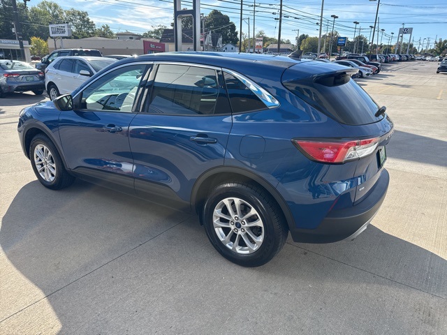 2022 Ford Escape SE photo 7
