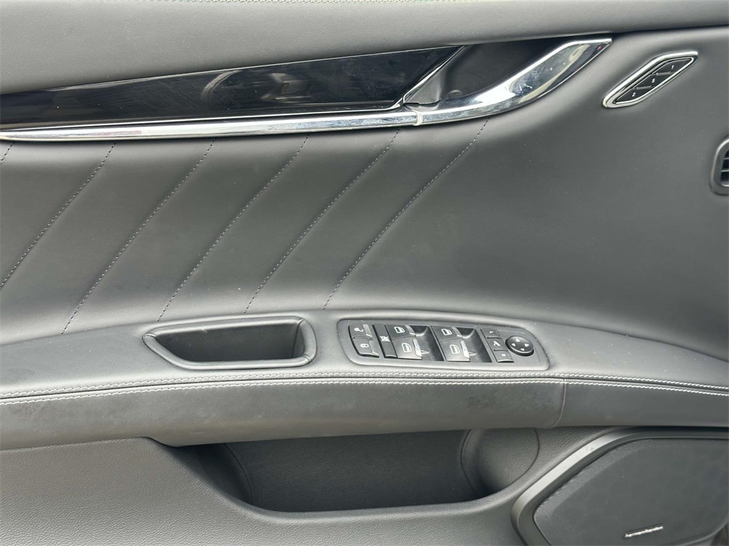 2022 Maserati Quattroporte Modena photo 15
