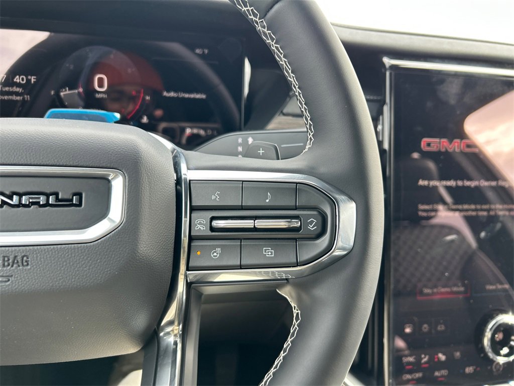 2026 GMC ACADIA - Image 19
