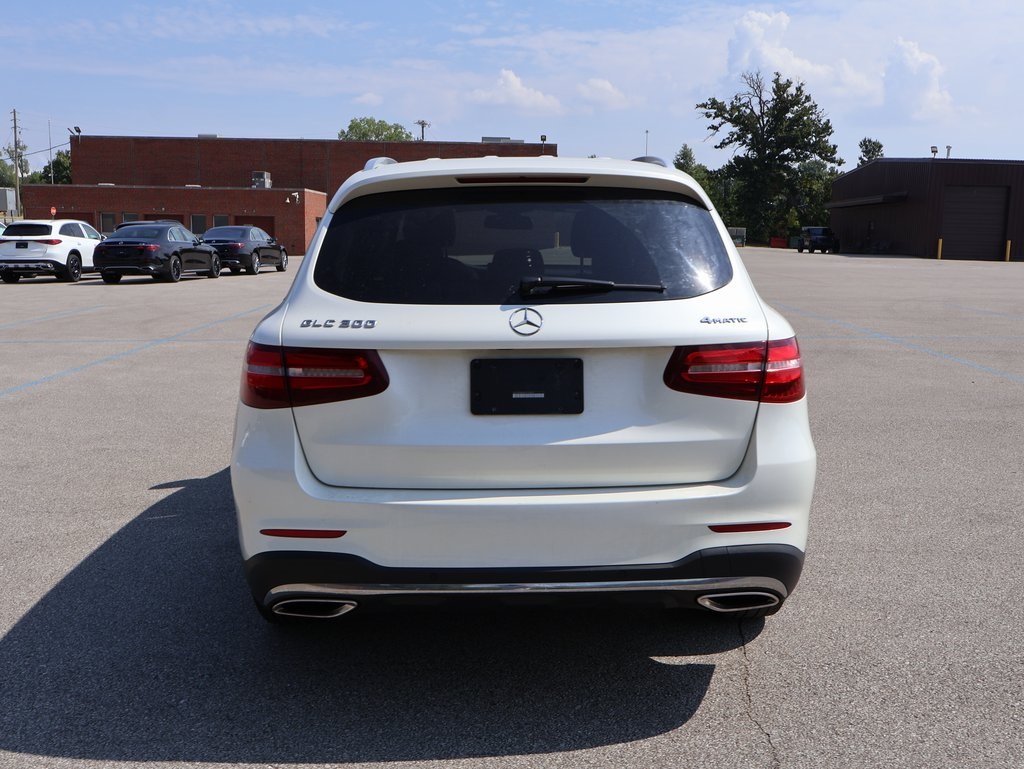 2019 Mercedes Benz GLC 300 4MATIC photo 12