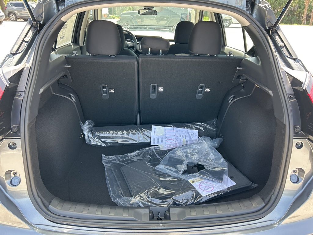 2025 Nissan Kicks Play S photo 36