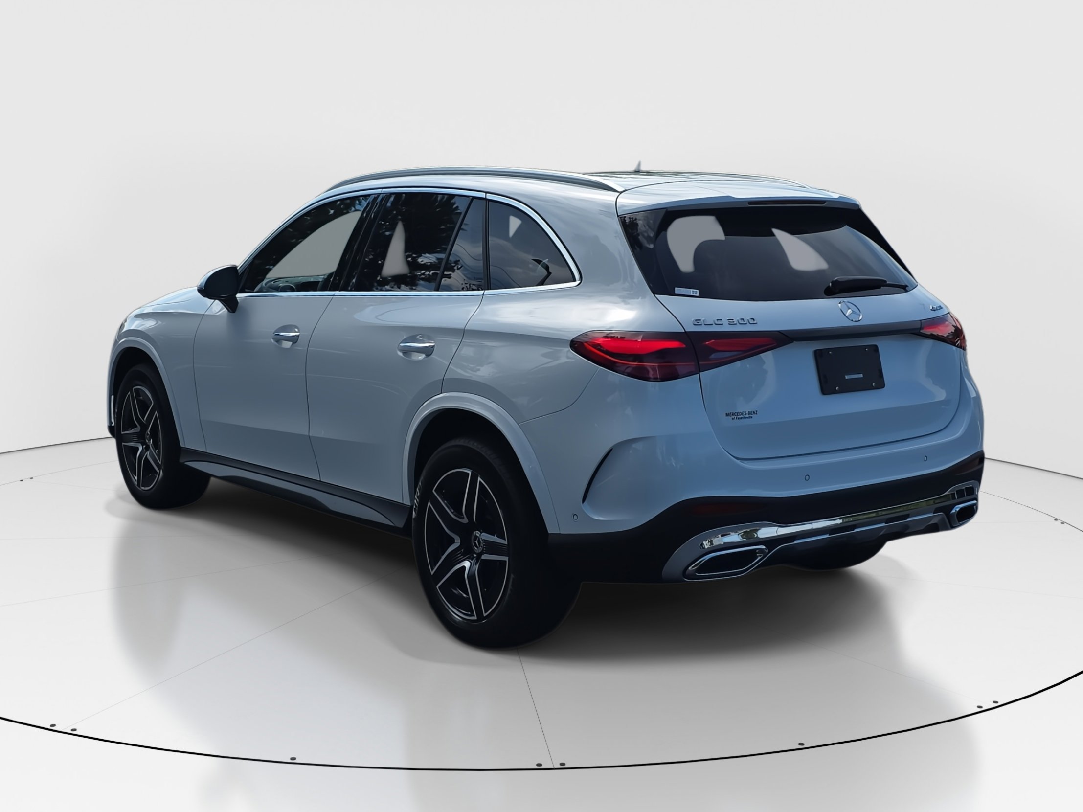 2026 Mercedes Benz GLC 300 4MATIC photo 6