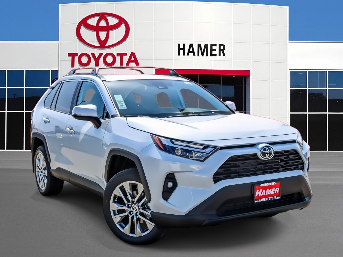 2025 Toyota RAV4 XLE Premium's photo