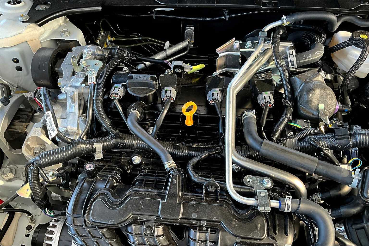 2025 Nissan Altima SR photo 16
