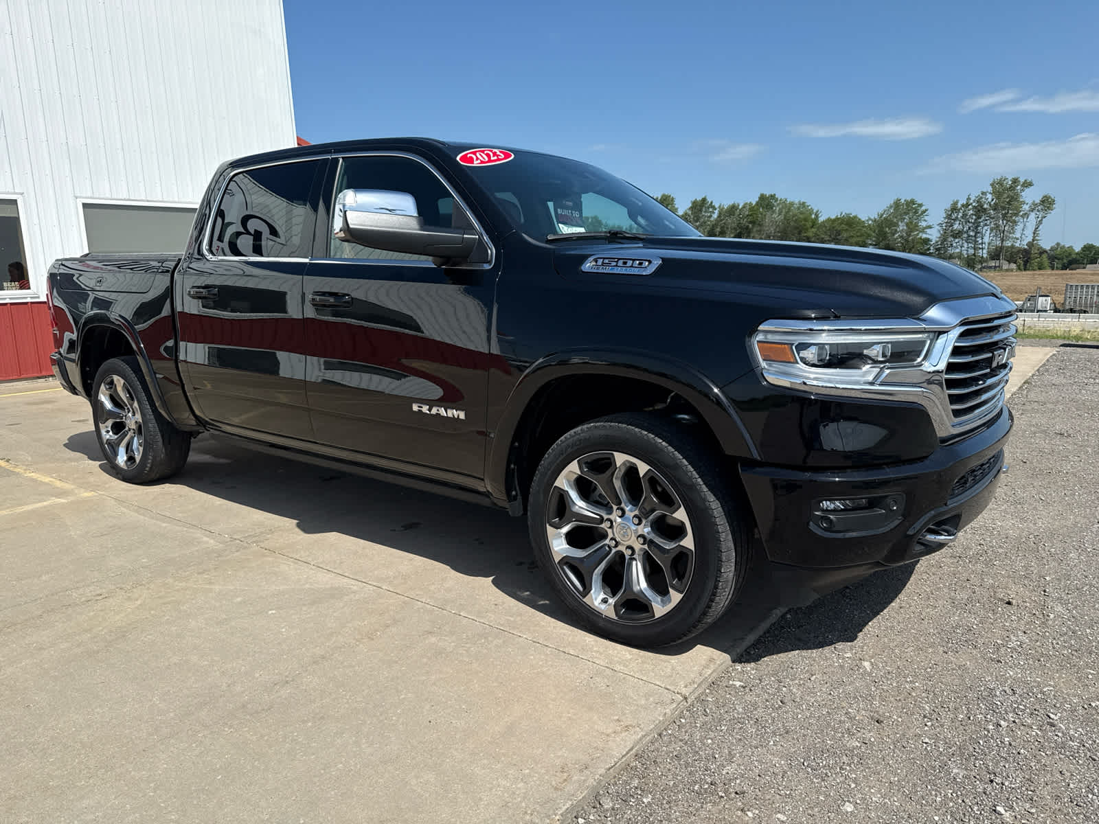 2023 Ram 1500 Longhorn photo 3