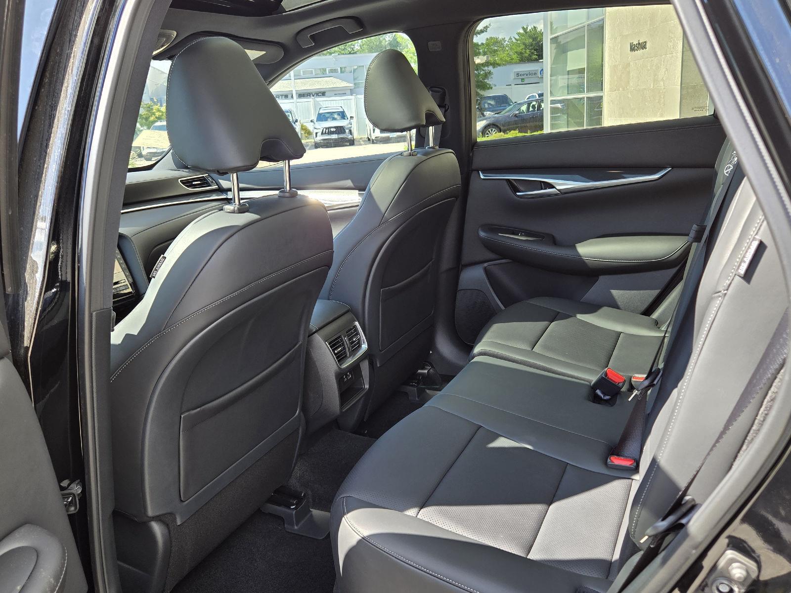 2025 Infiniti QX50 SPORT photo 14