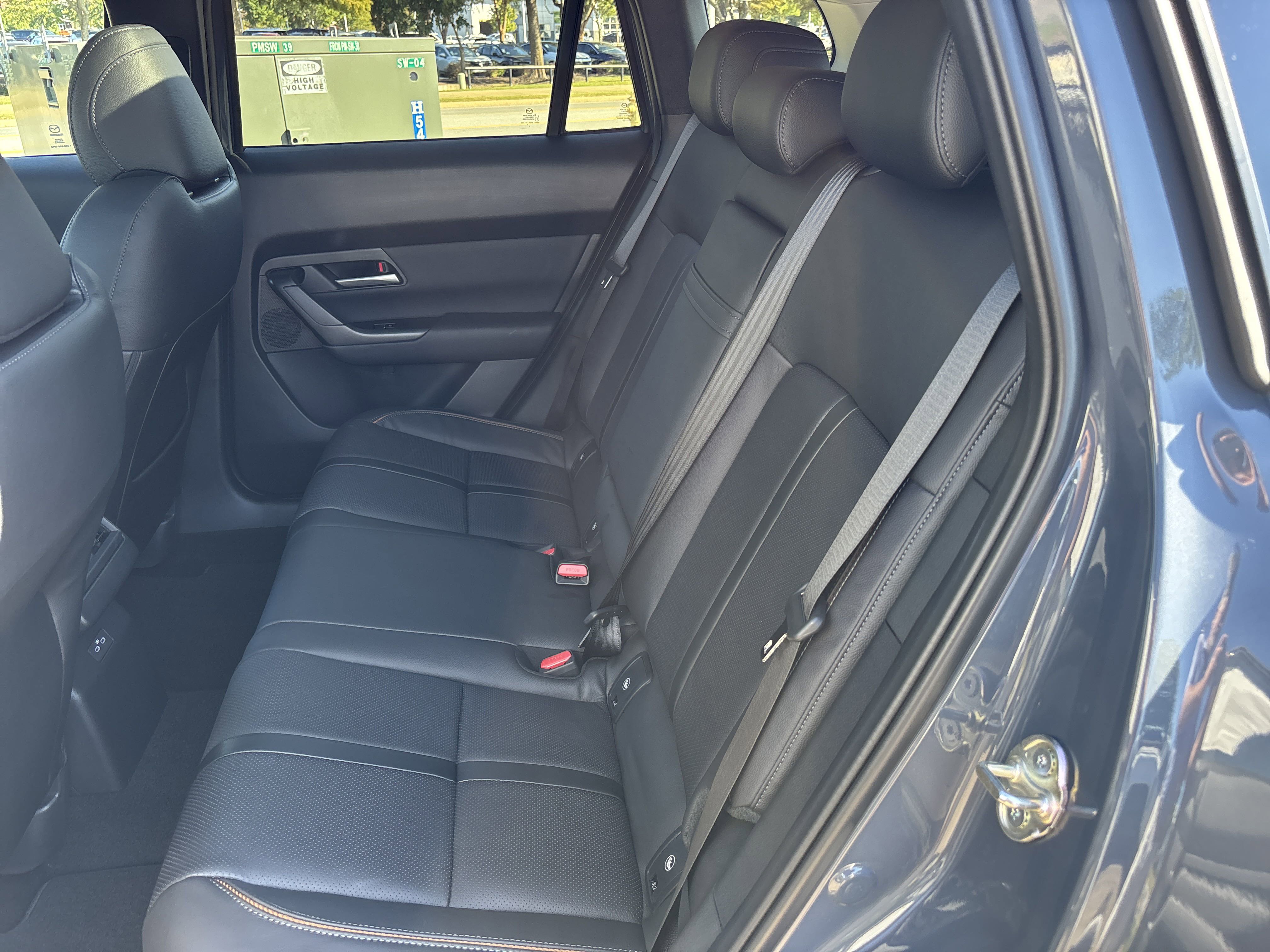 2026 Mazda CX-50 Premium photo 2