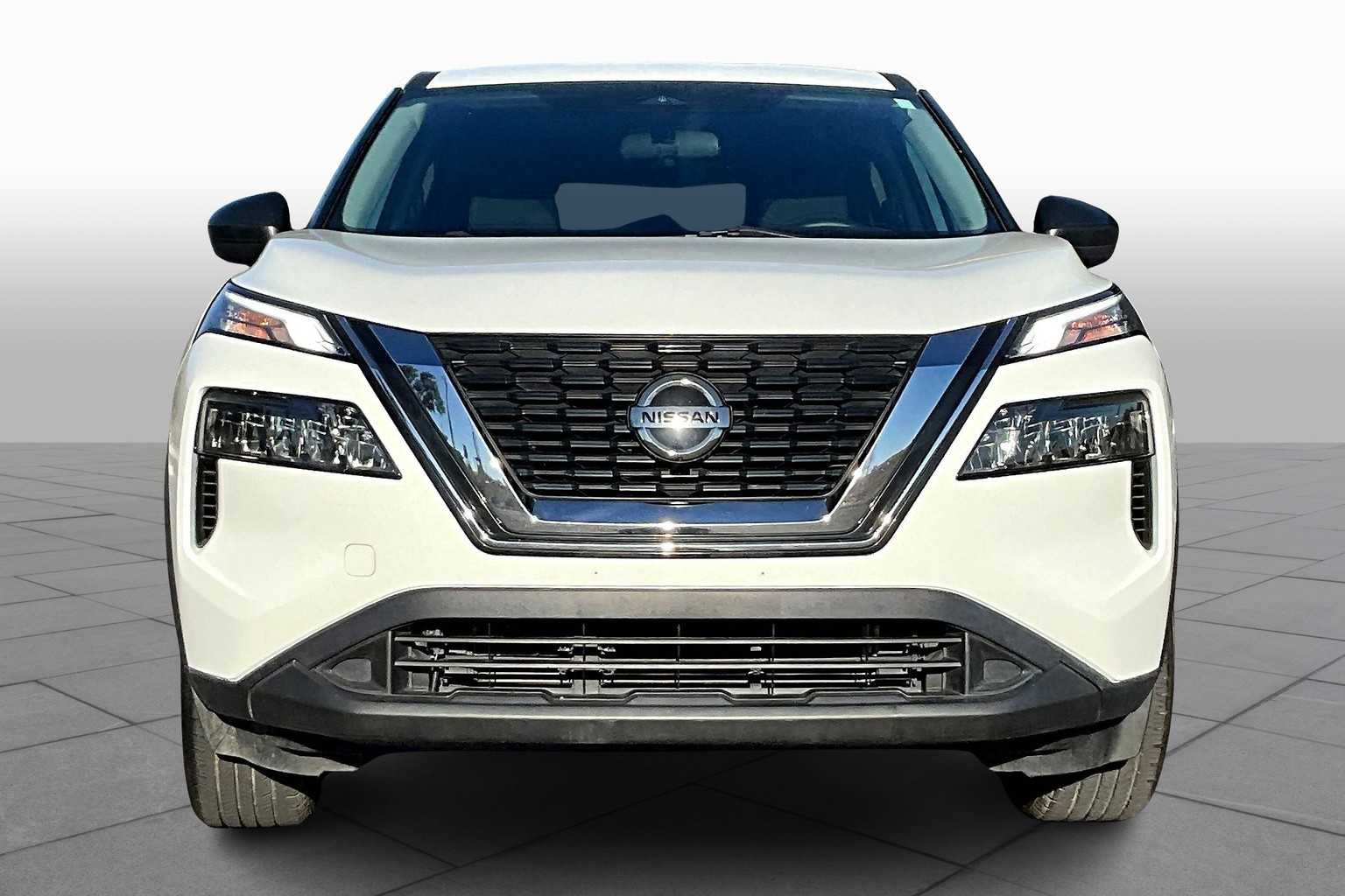 2021 Nissan Rogue S photo 2