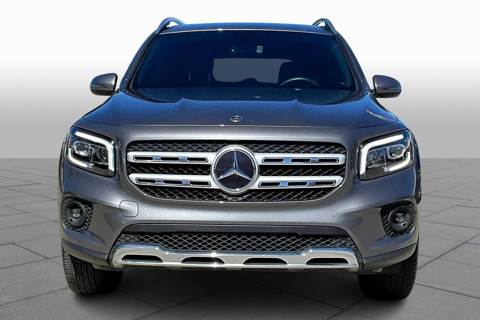 2023 Mercedes Benz GLB 250 4MATIC photo 3
