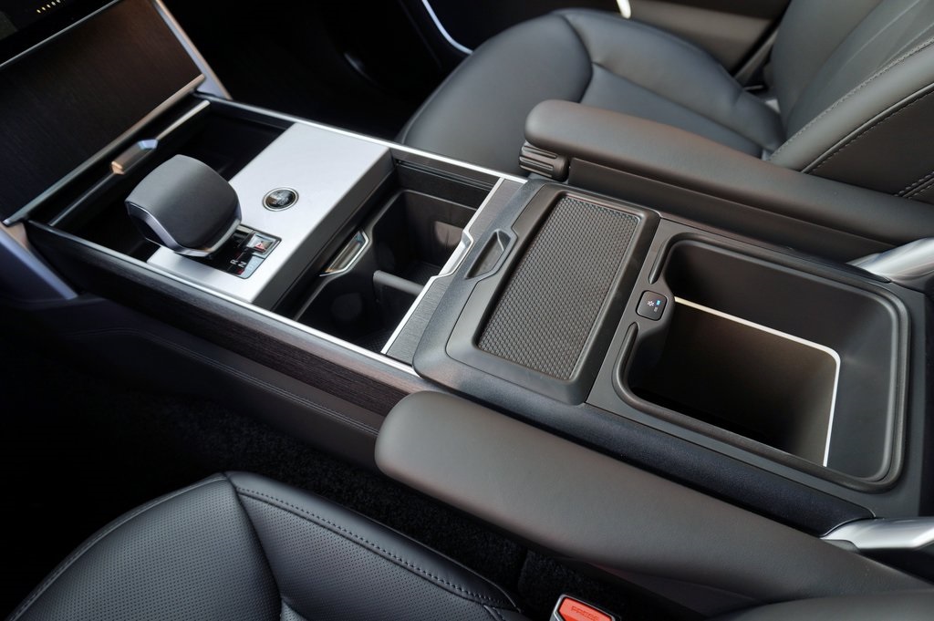 2025 LAND ROVER RANGE ROVER - Image 34