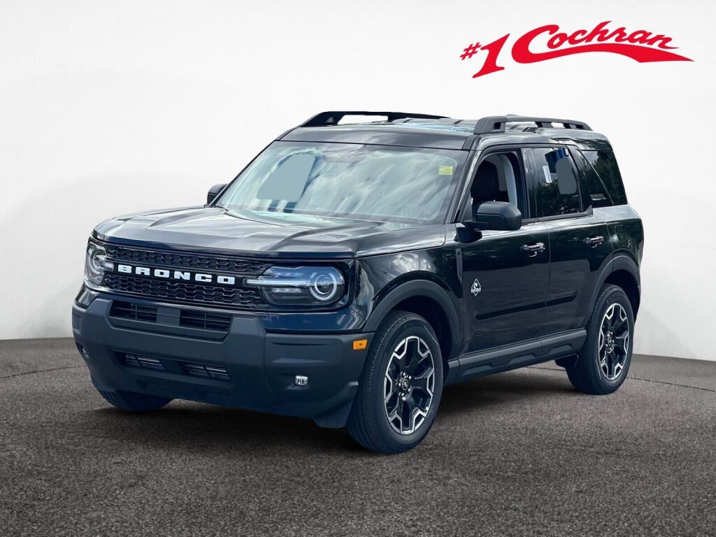 2025 Ford Bronco Sport Outer Banks photo 3