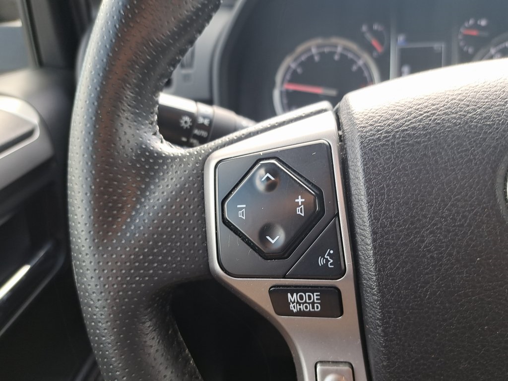 2022 Toyota 4Runner Limited photo 22