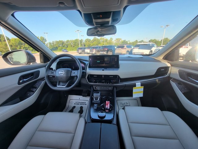 2025 Nissan Rogue SL photo 15