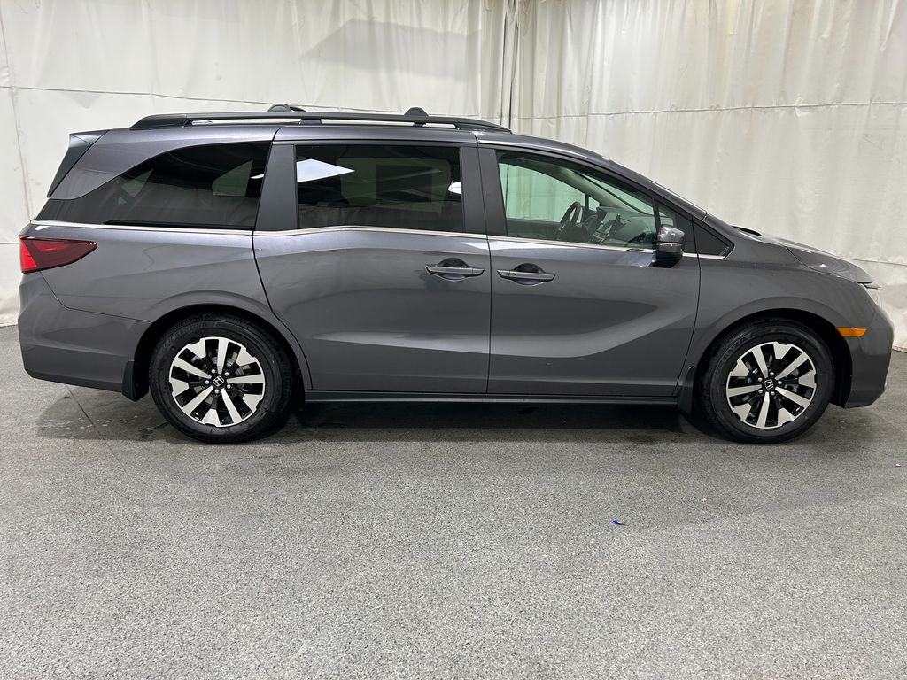 2026 Honda Odyssey EX-L photo 8
