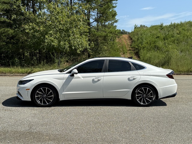 2022 Hyundai Sonata Limited photo 2