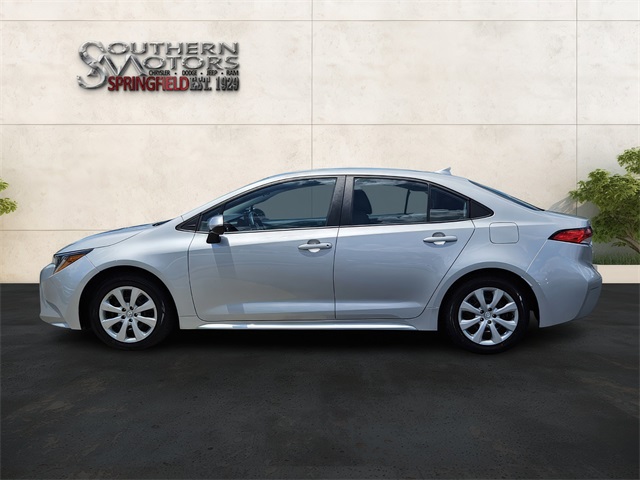 2022 Toyota Corolla LE photo 4