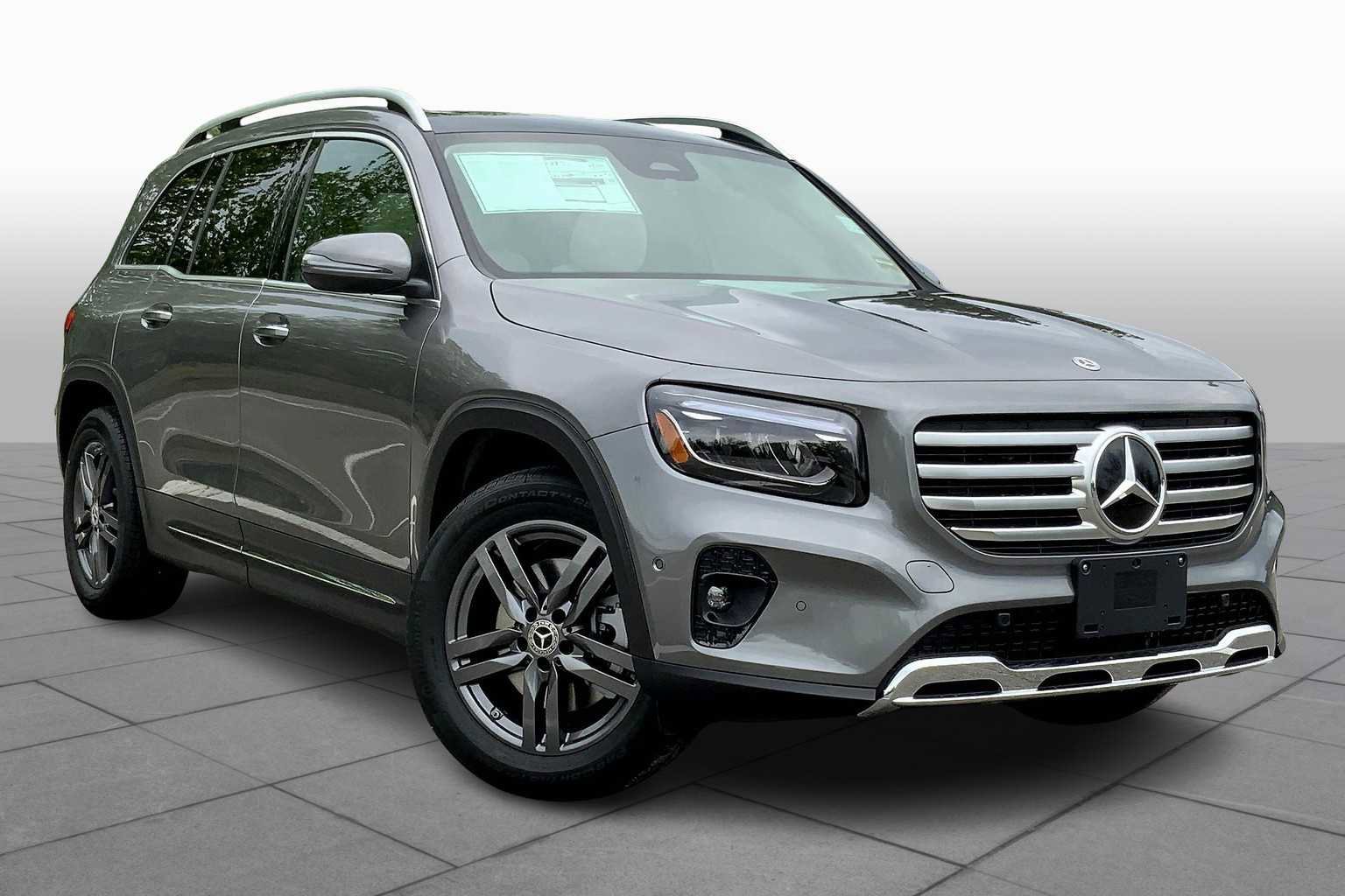 2025 Mercedes Benz GLB 250 4MATIC photo 2
